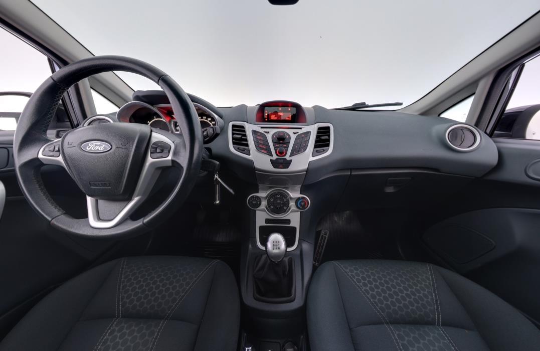 FORD Fiesta 2011