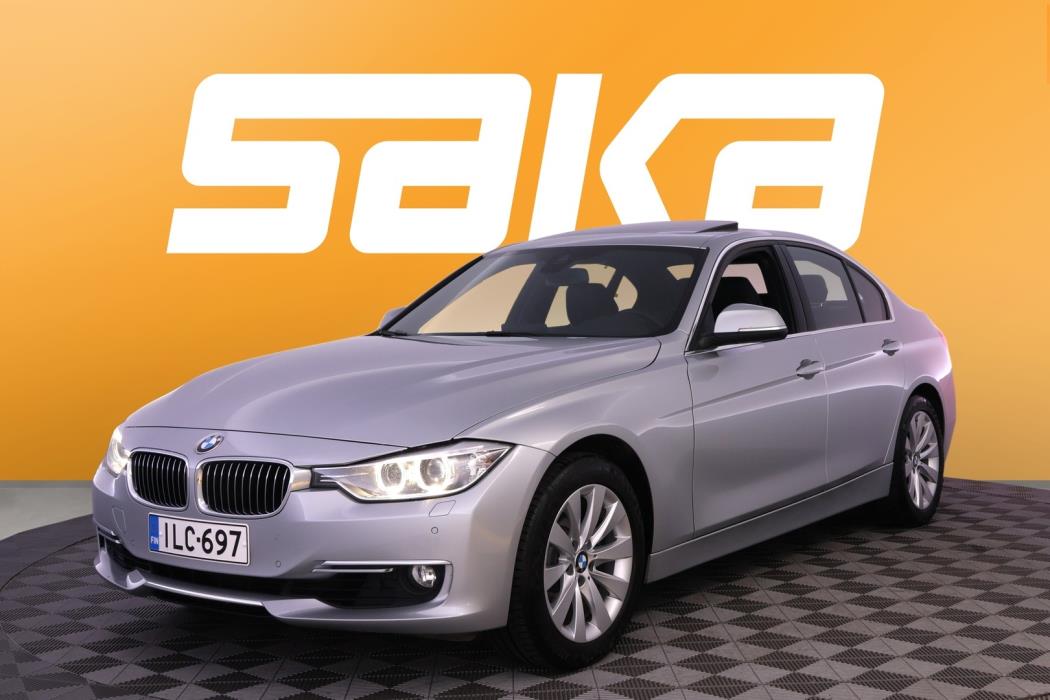 BMW 330 2013