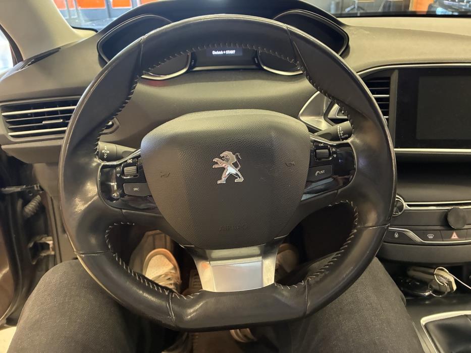 PEUGEOT 308 2014