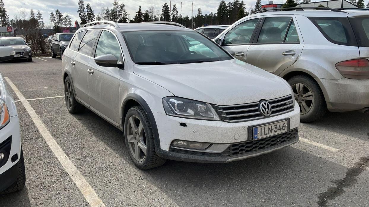 VOLKSWAGEN Passat 2014