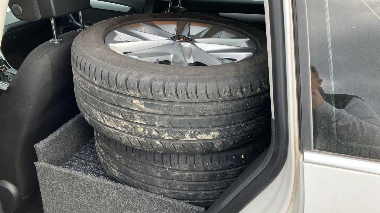 VOLKSWAGEN Passat 2014