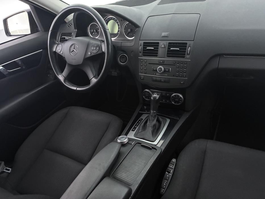 MERCEDES-BENZ C 2010