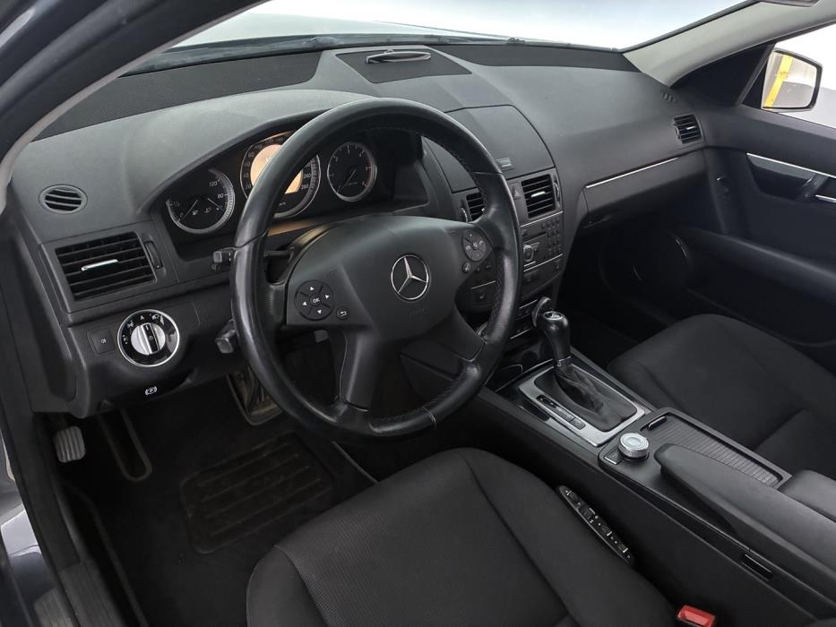 MERCEDES-BENZ C 2010