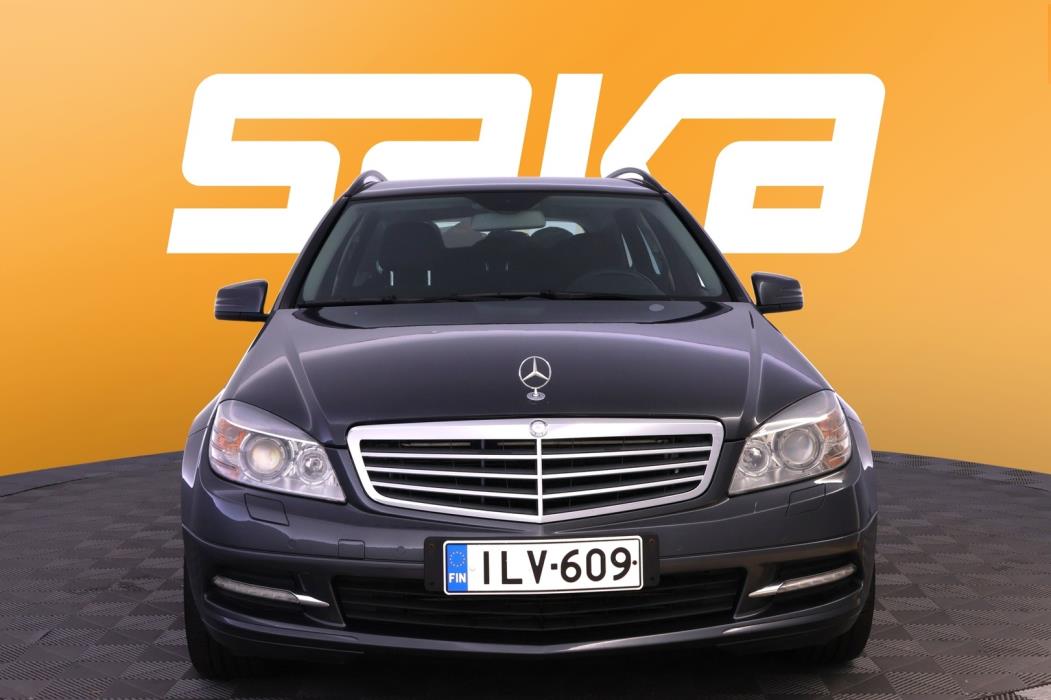 MERCEDES-BENZ C 2010