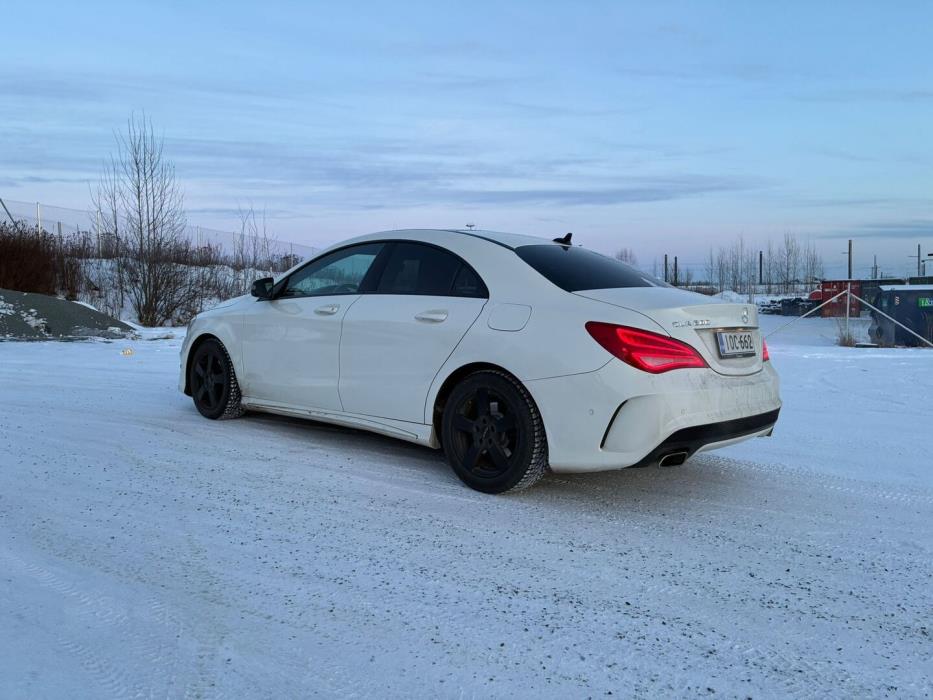 MERCEDES-BENZ CLA 2016