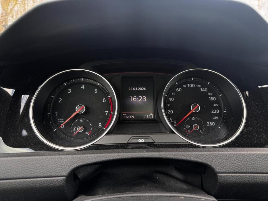 VOLKSWAGEN Golf 2017