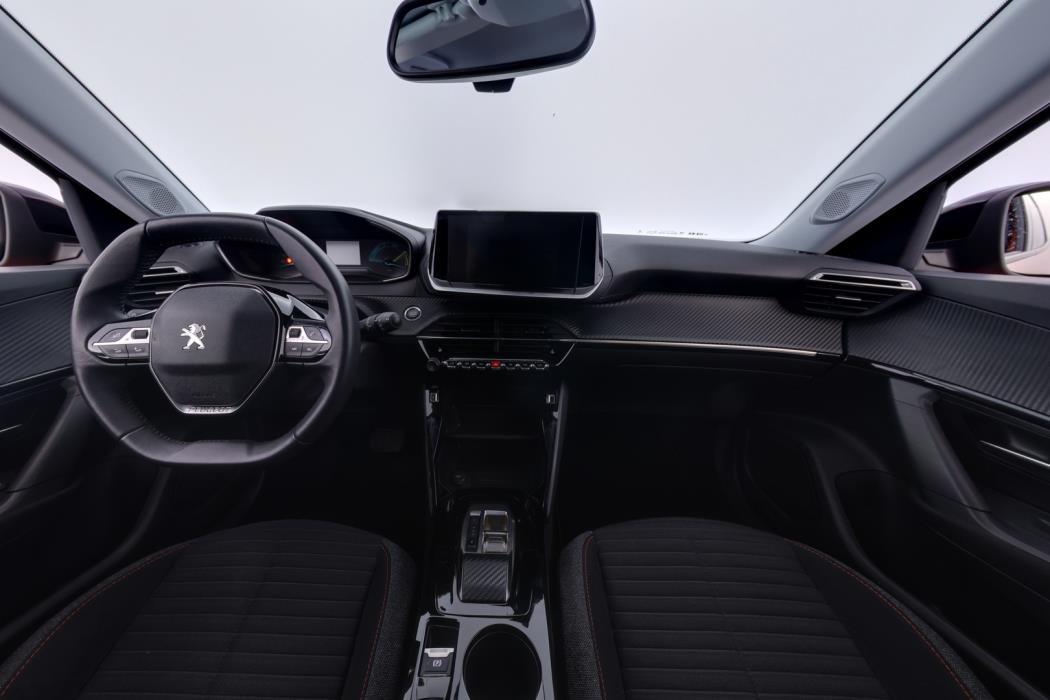 PEUGEOT e-2008 2022