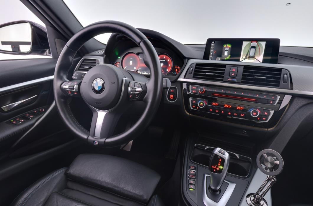 BMW 320 2019