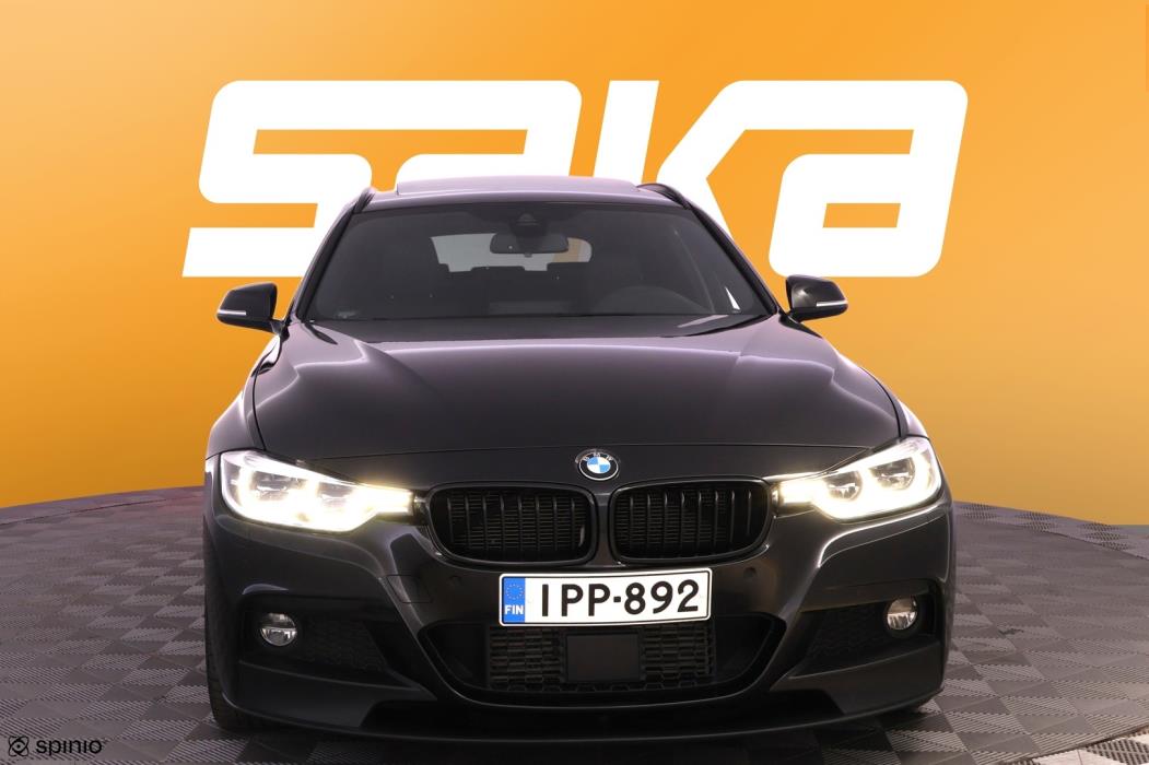 BMW 320 2019