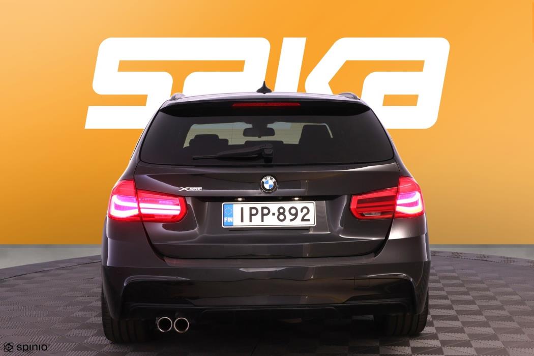 BMW 320 2019