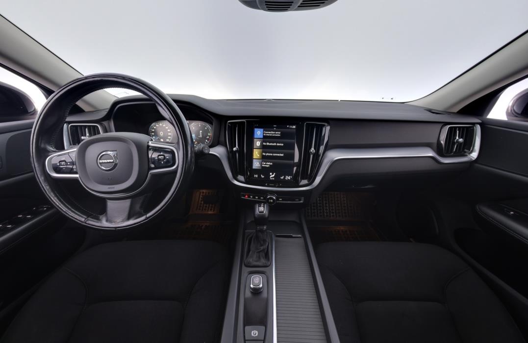 VOLVO V60 2020