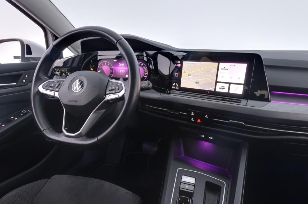 VOLKSWAGEN Golf 2021