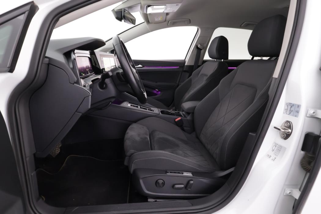 VOLKSWAGEN Golf 2021