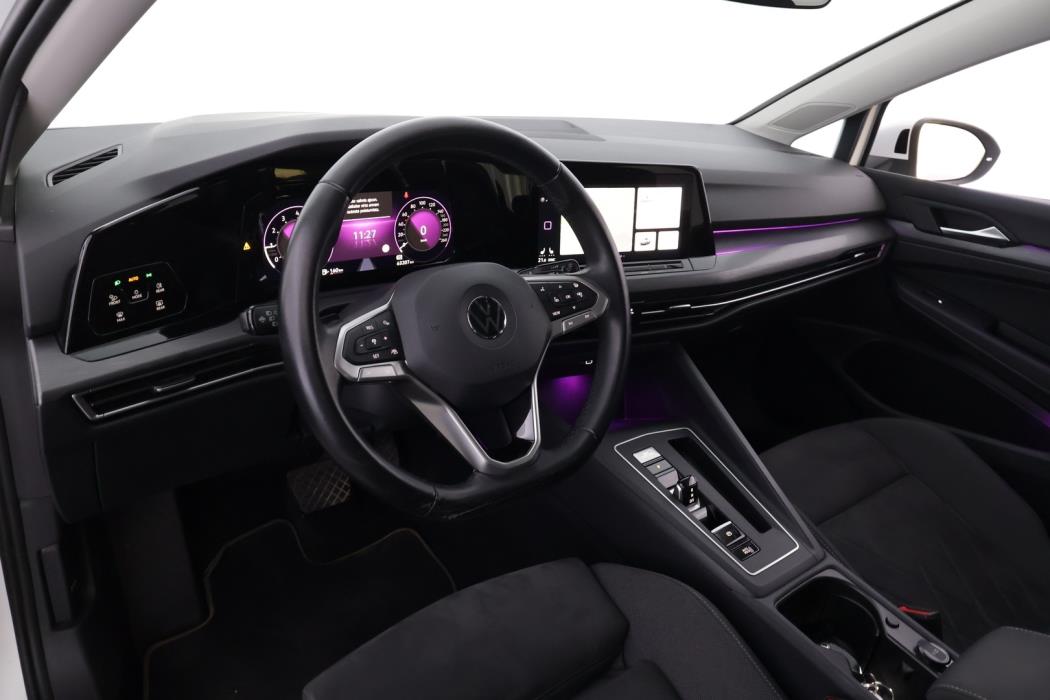 VOLKSWAGEN Golf 2021