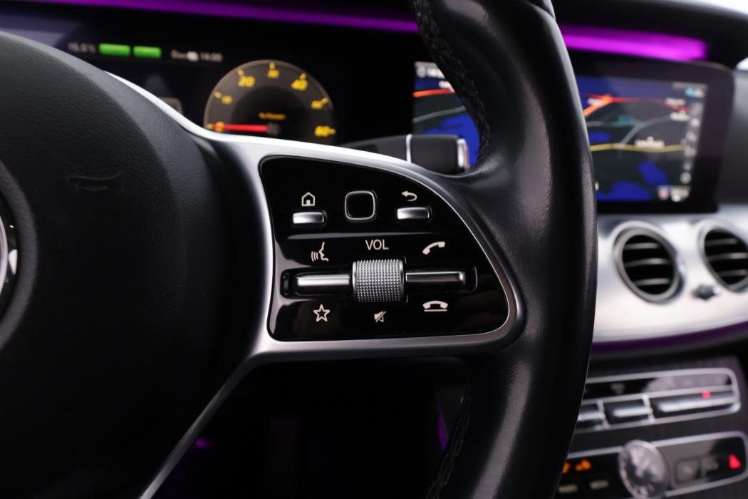 MERCEDES-BENZ E 2020
