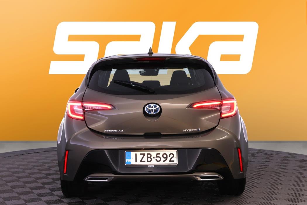 TOYOTA Corolla 2021