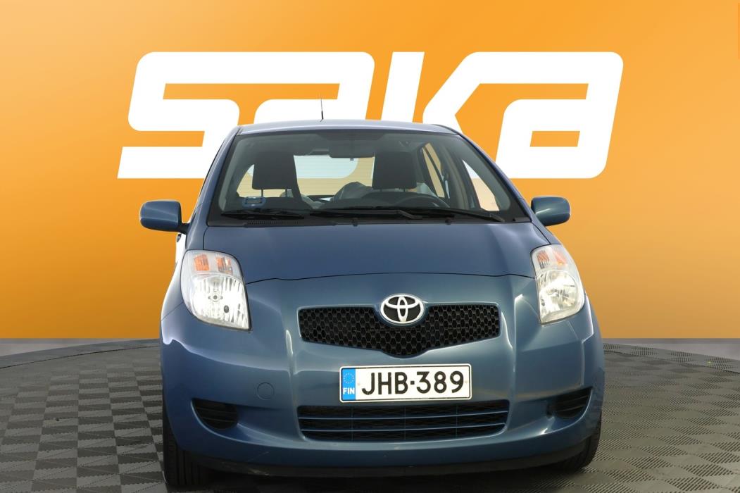 TOYOTA Yaris 2007