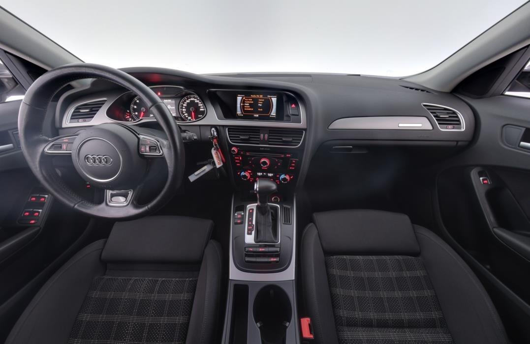 AUDI A4 2014
