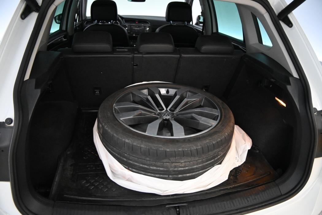 VOLKSWAGEN Tiguan 2017