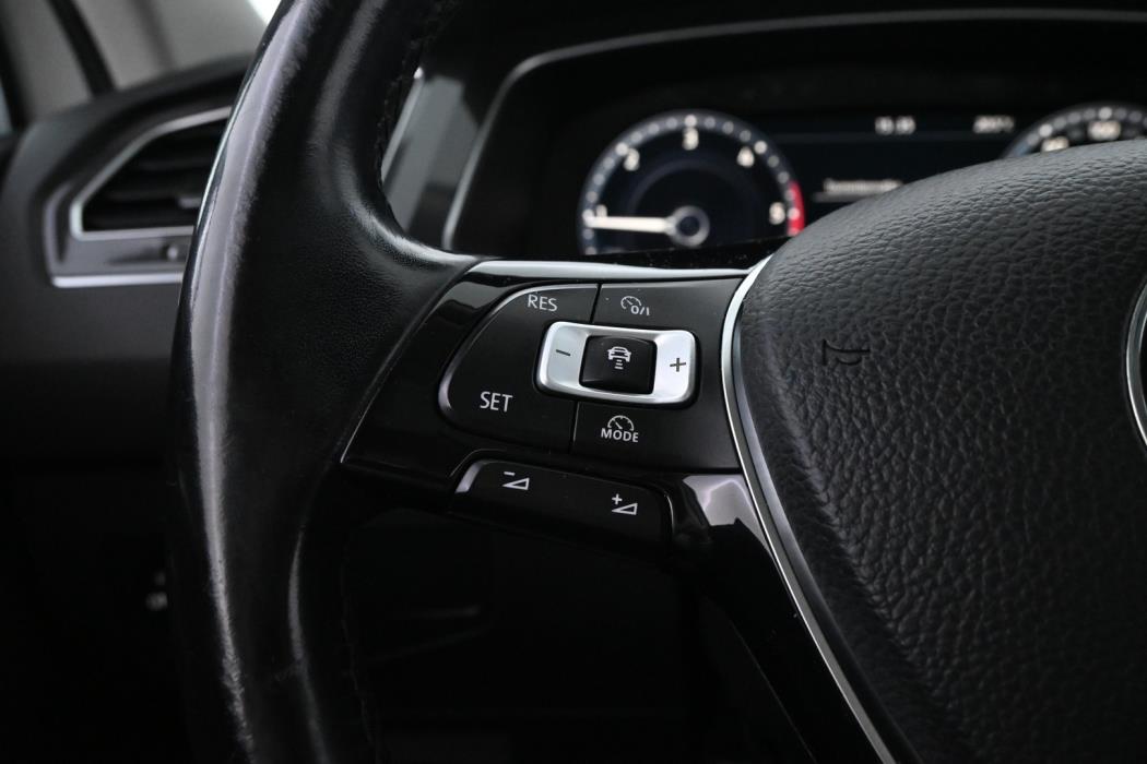 VOLKSWAGEN Tiguan 2017