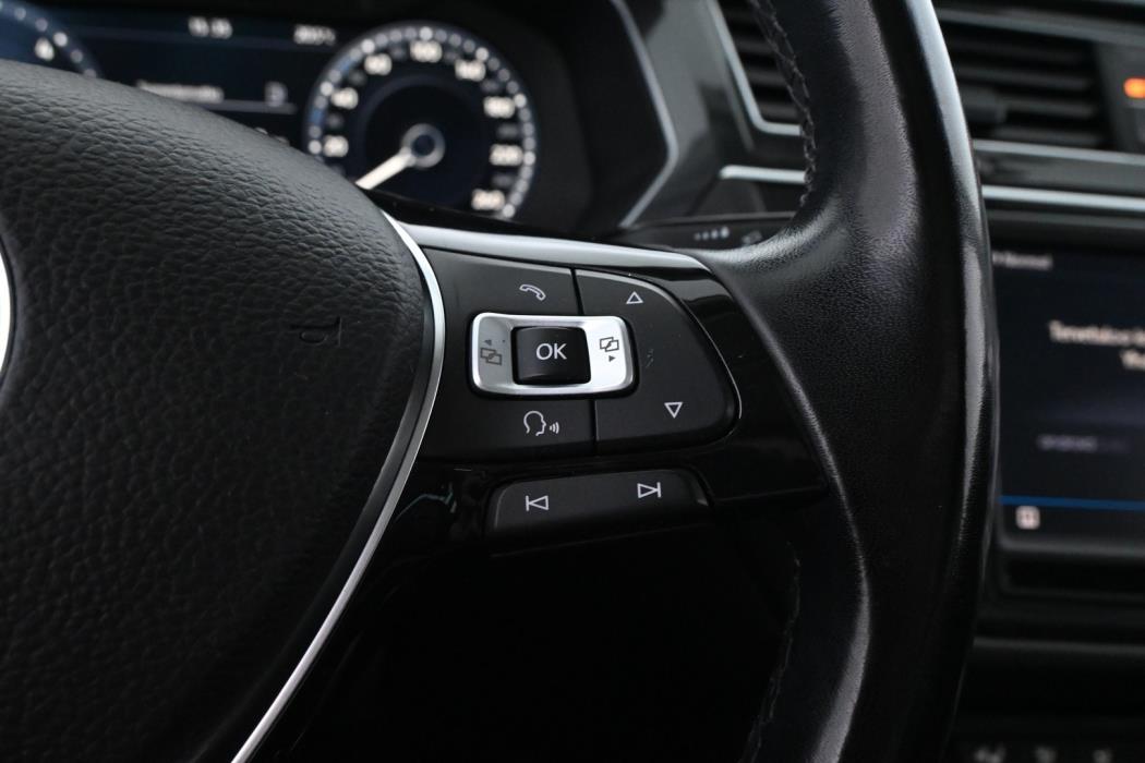 VOLKSWAGEN Tiguan 2017