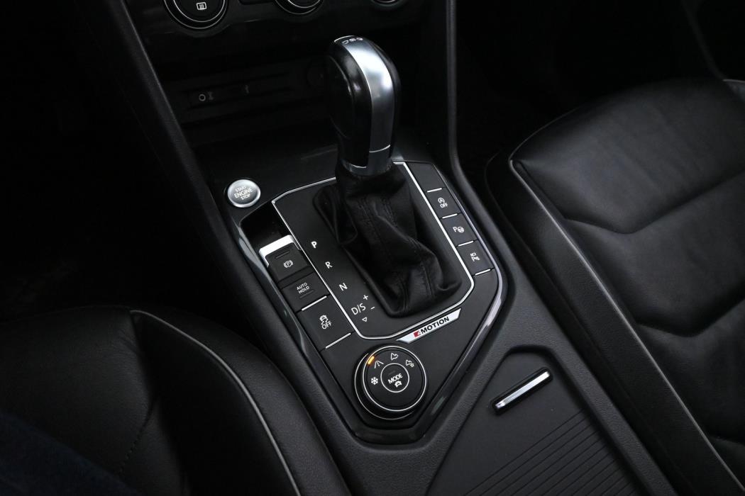 VOLKSWAGEN Tiguan 2017