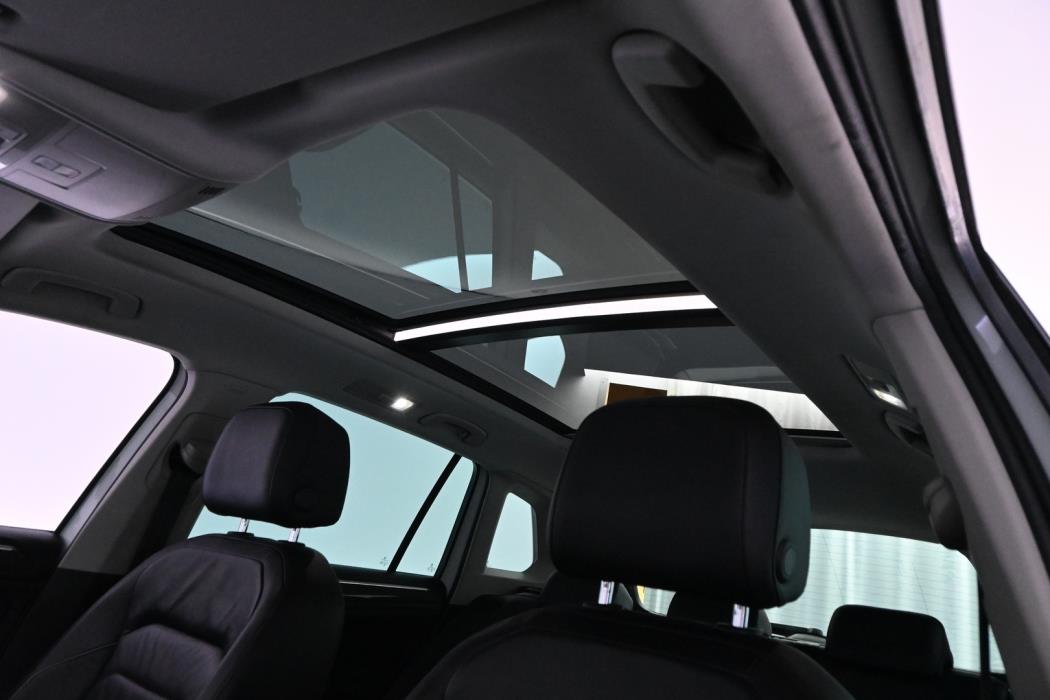 VOLKSWAGEN Tiguan 2017