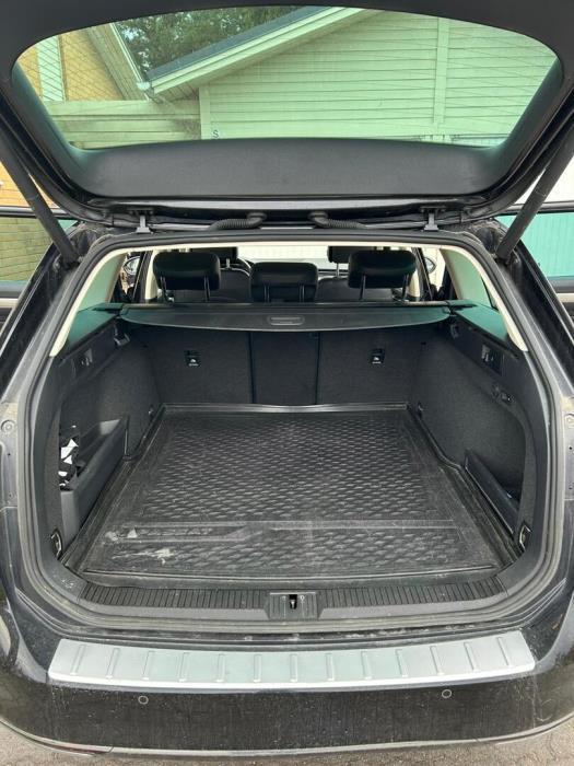 VOLKSWAGEN Passat 2016