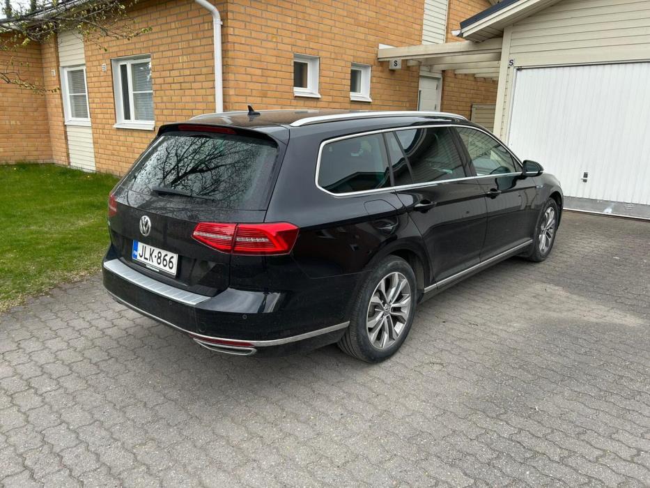 VOLKSWAGEN Passat 2016