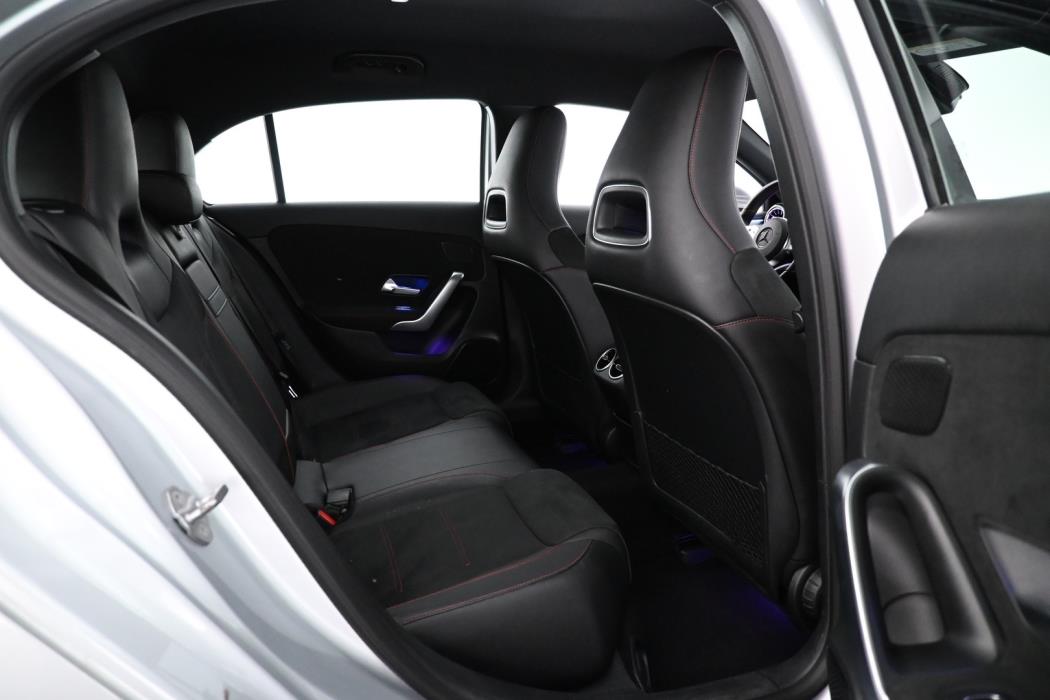 MERCEDES-BENZ A 2019