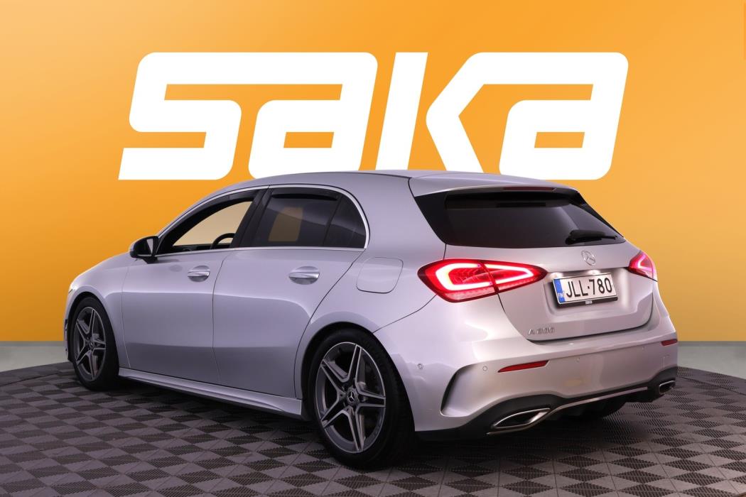 MERCEDES-BENZ A 2019