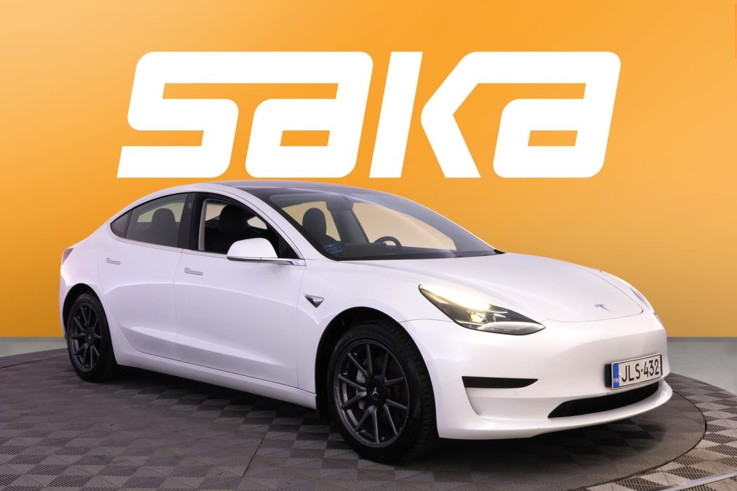 TESLA Model 3 2020