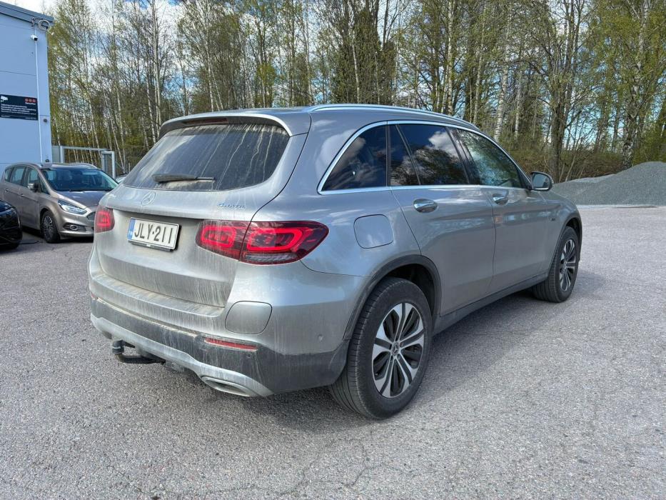MERCEDES-BENZ GLC 2021