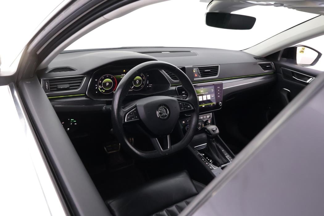 SKODA Superb 2020