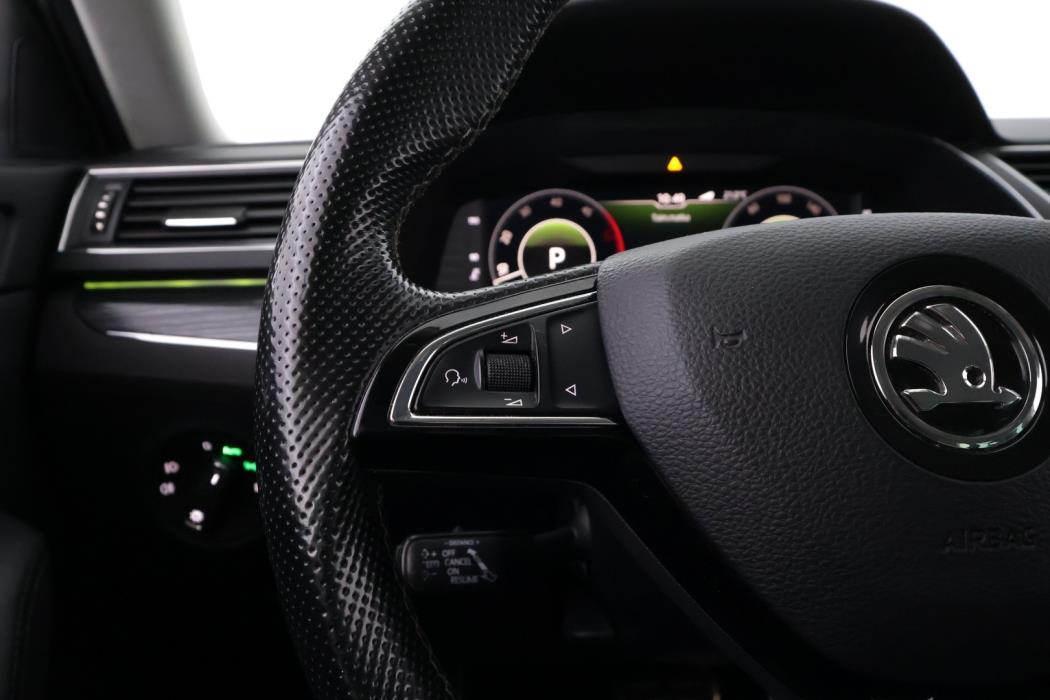 SKODA Superb 2020