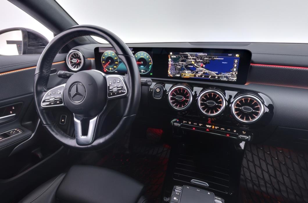 MERCEDES-BENZ CLA 2023