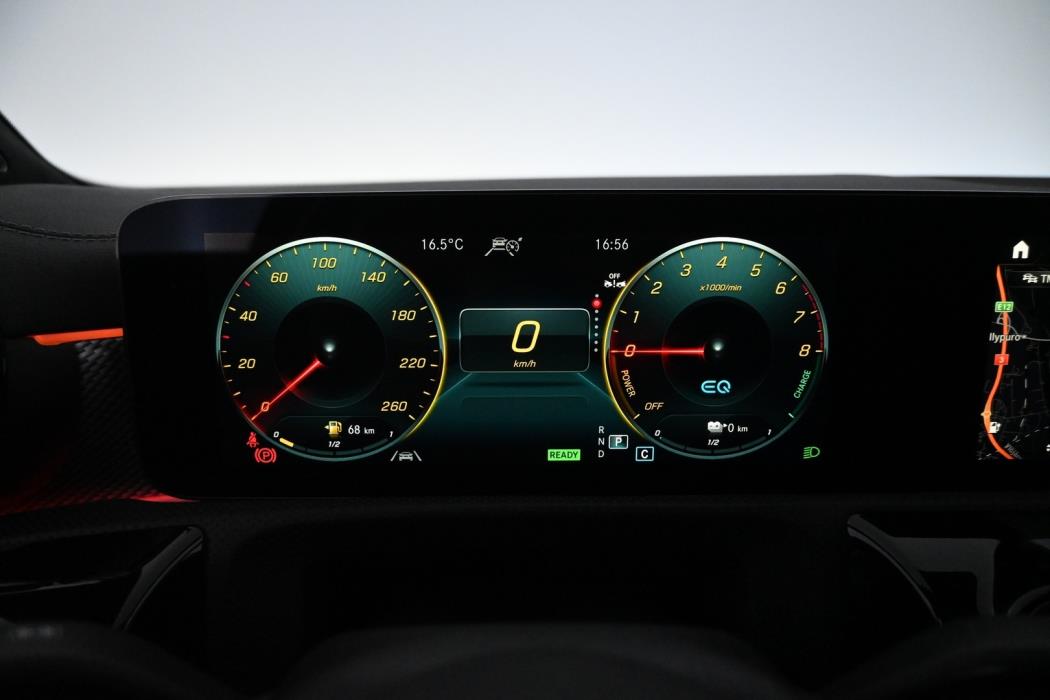 MERCEDES-BENZ CLA 2023