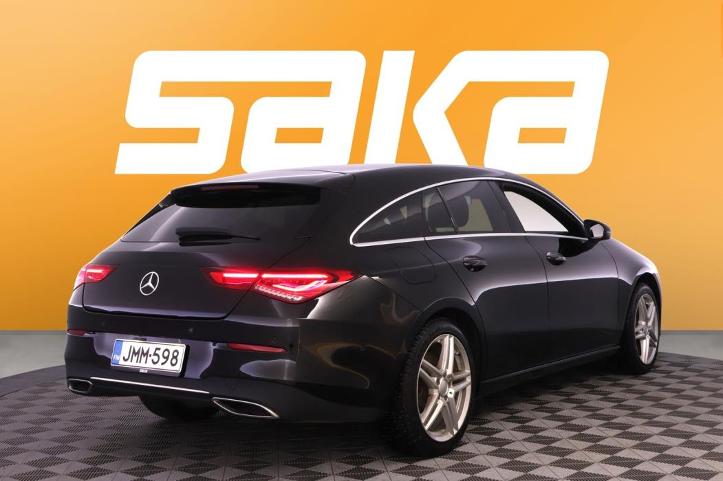 MERCEDES-BENZ CLA 2023