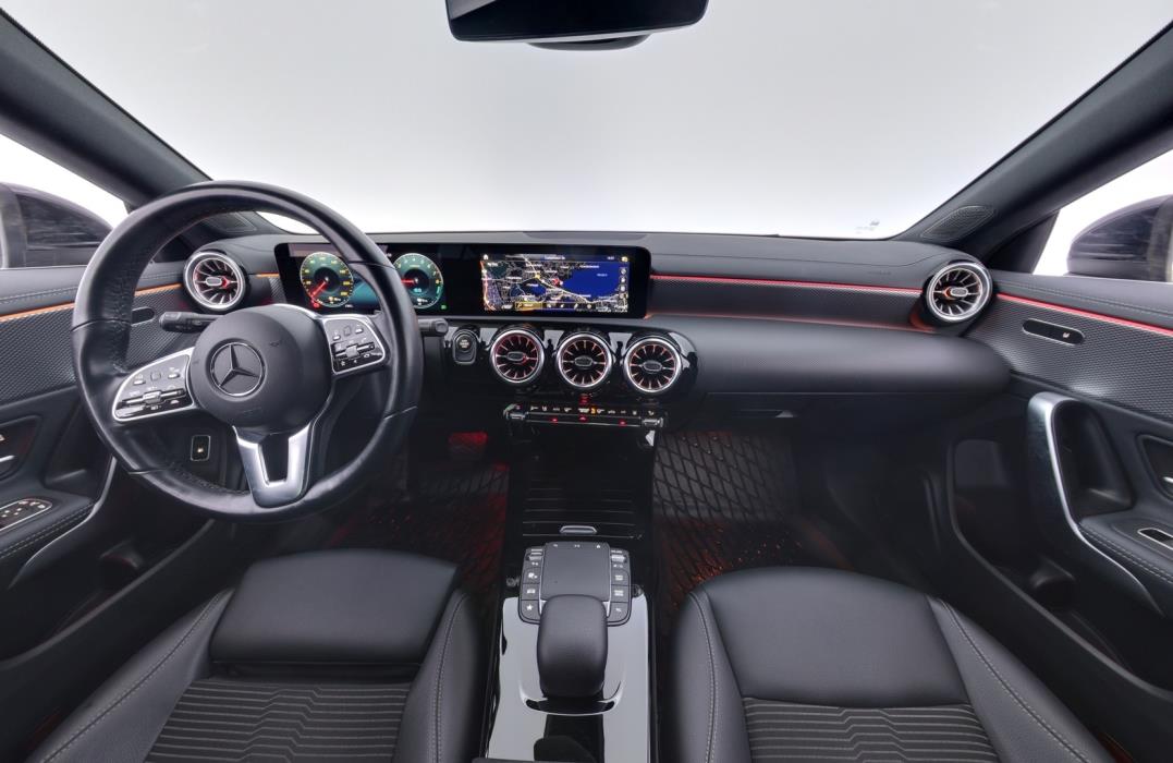 MERCEDES-BENZ CLA 2023
