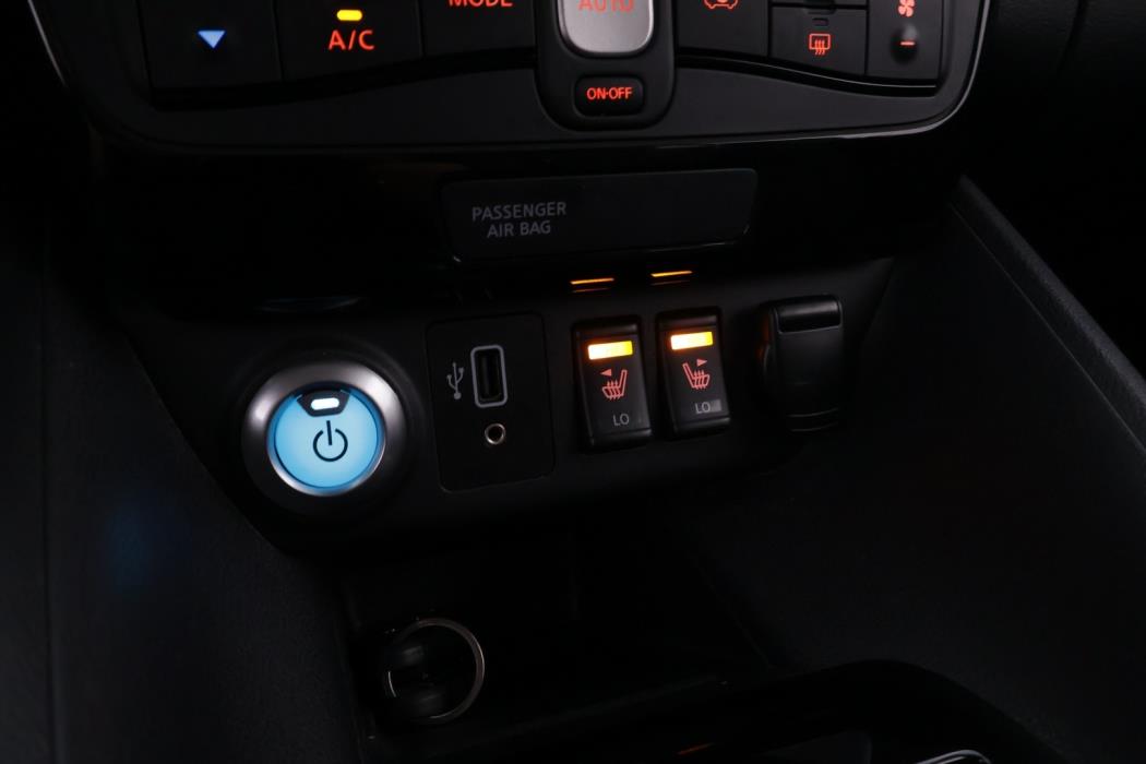 NISSAN Leaf 2020