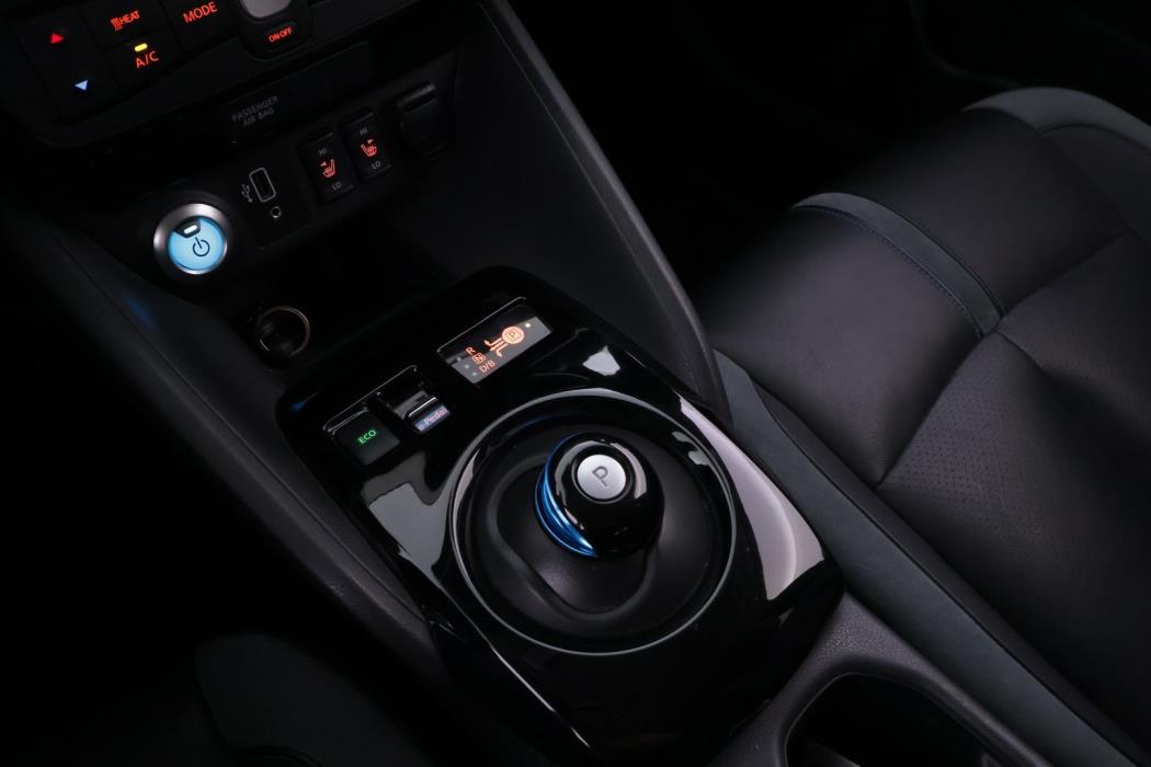 NISSAN Leaf 2020