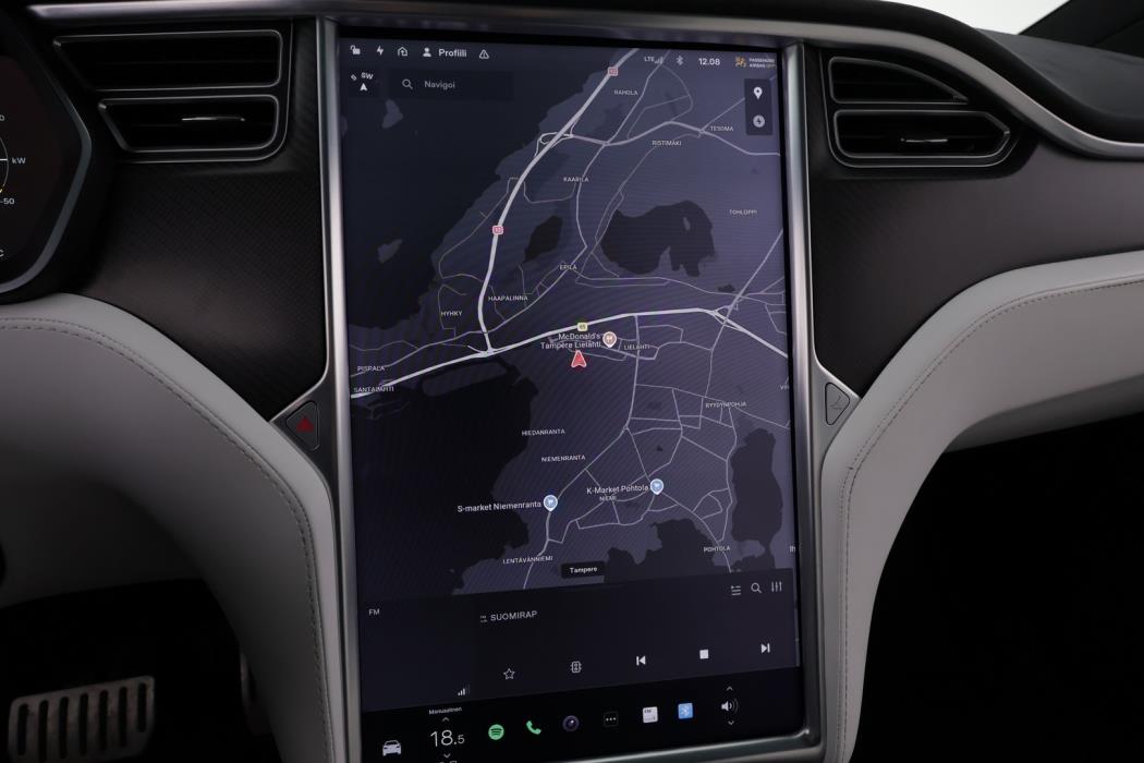 TESLA Model X 2016
