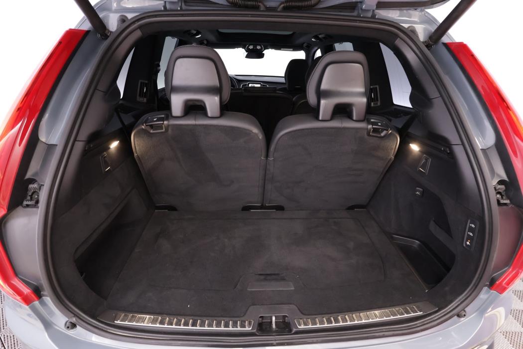 VOLVO XC90 2023