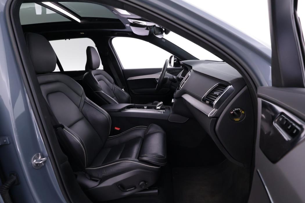 VOLVO XC90 2023