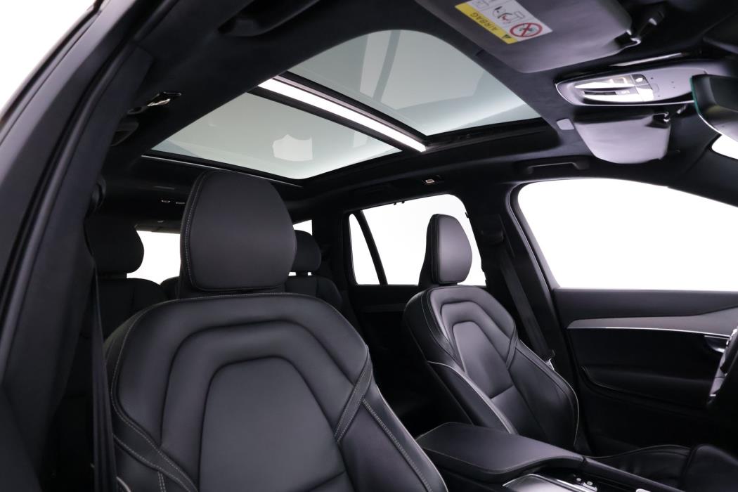 VOLVO XC90 2023