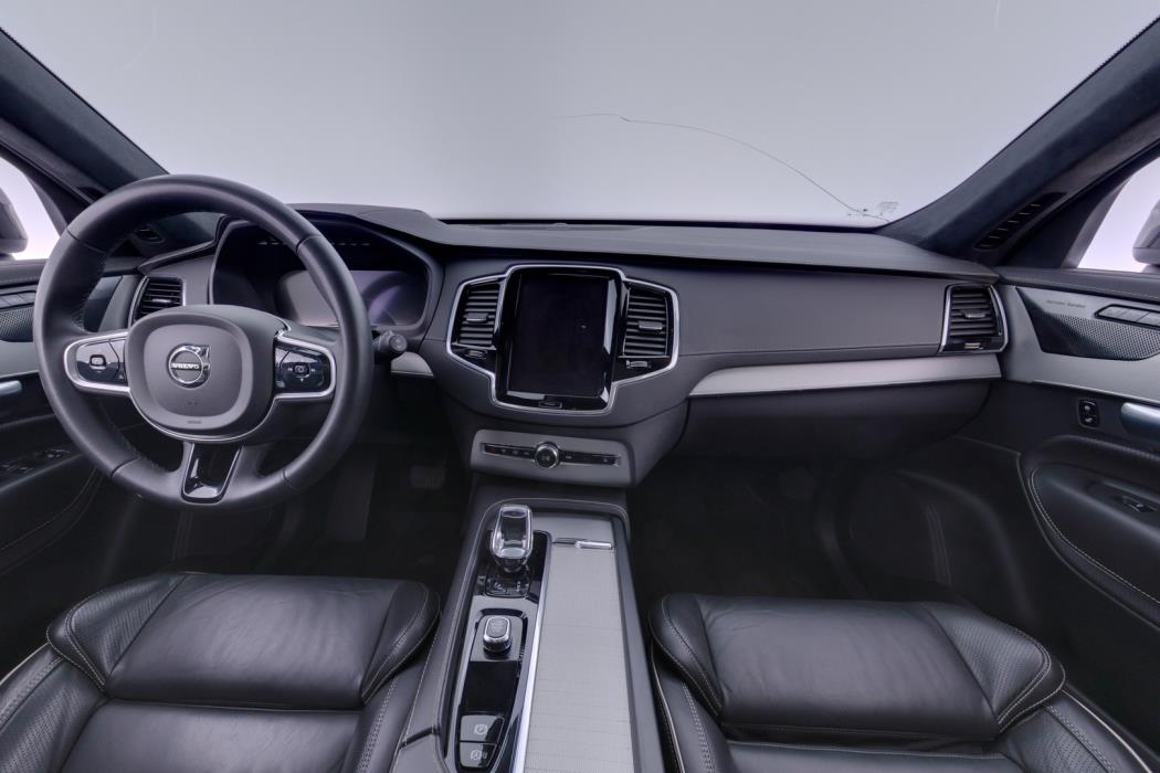 VOLVO XC90 2023