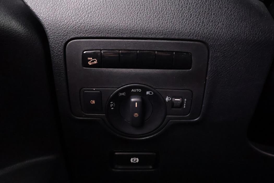 MERCEDES-BENZ Vito 2016