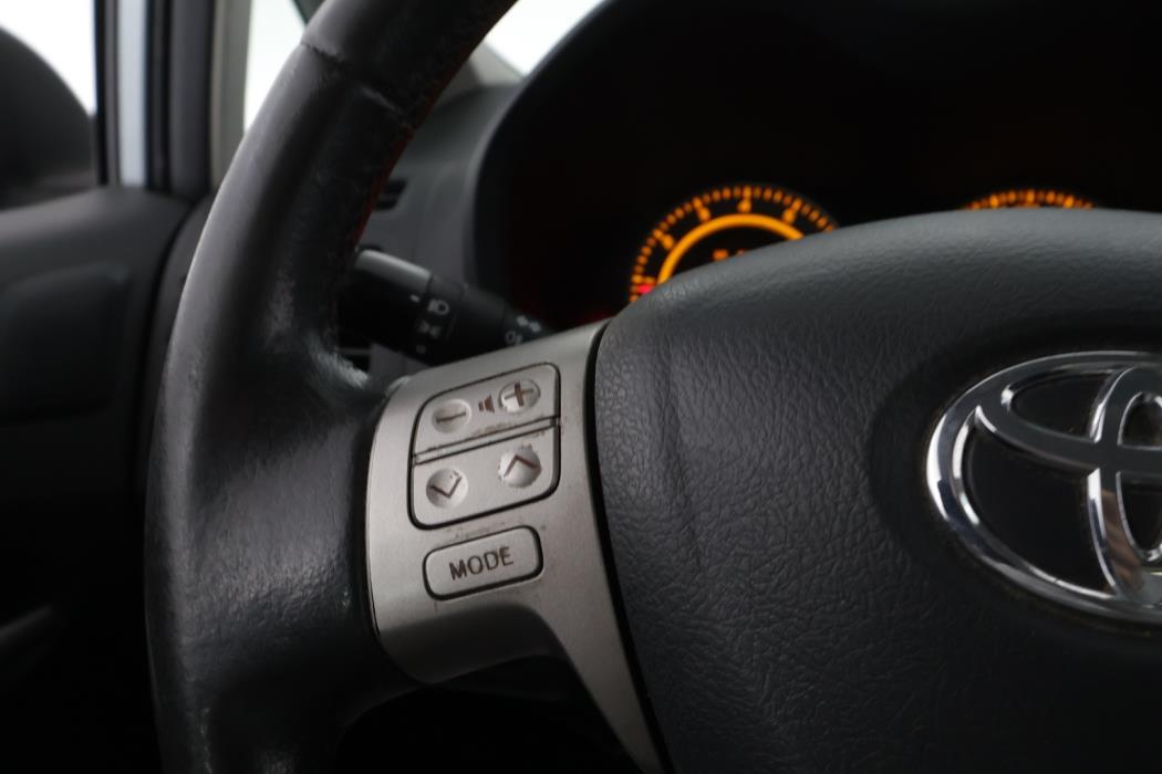 TOYOTA Auris 2009