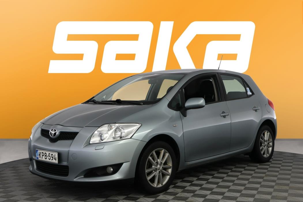 TOYOTA Auris 2009