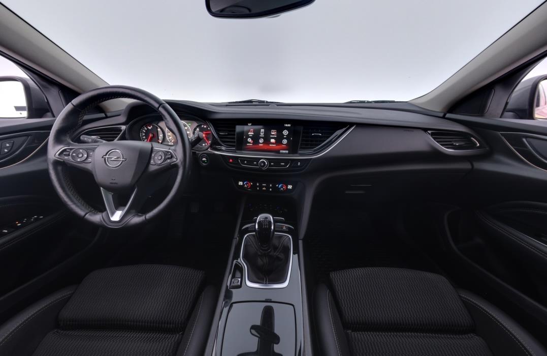 OPEL Insignia 2018